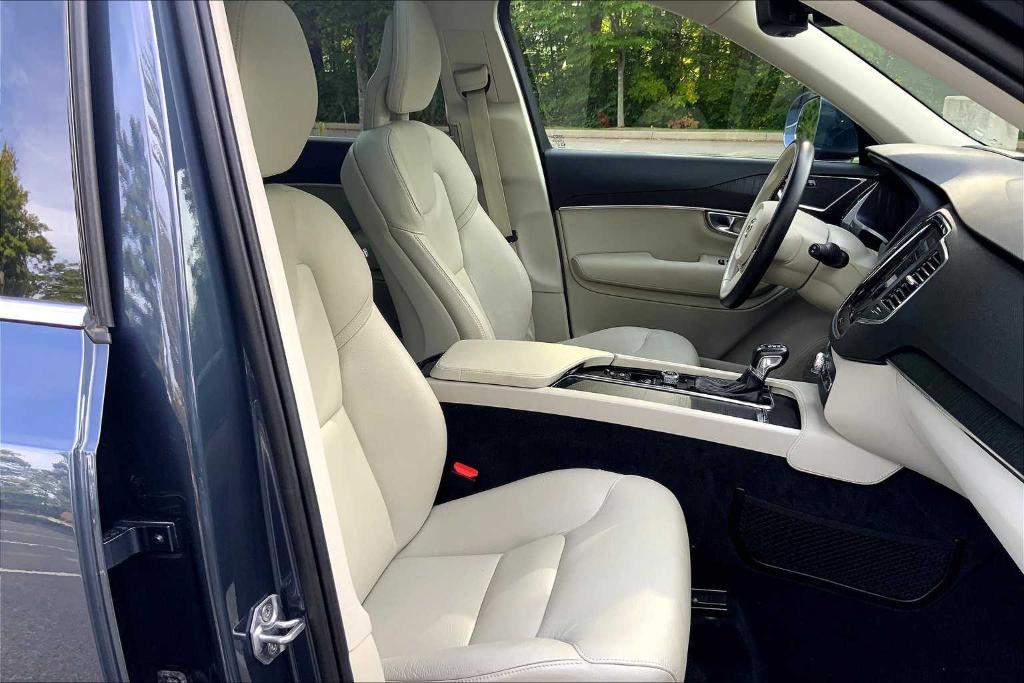 used 2020 Volvo XC90 car, priced at $30,499