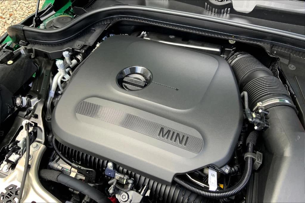 new 2025 MINI Hardtop car, priced at $42,465