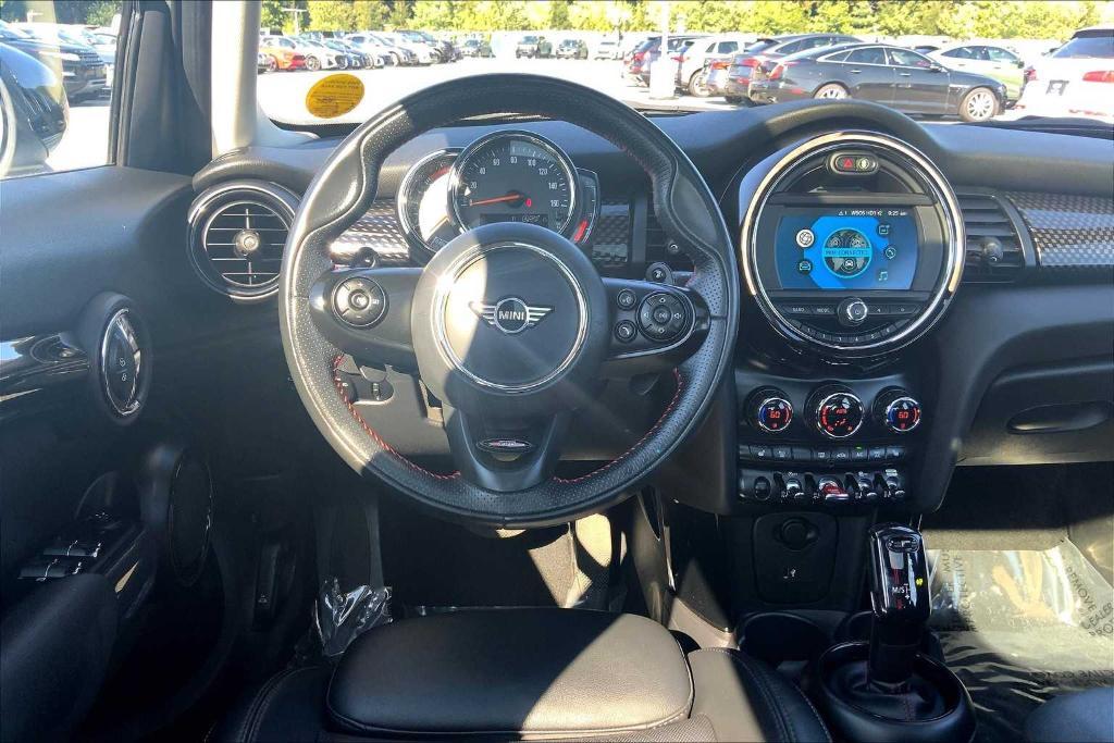 used 2021 MINI Hardtop car, priced at $21,989