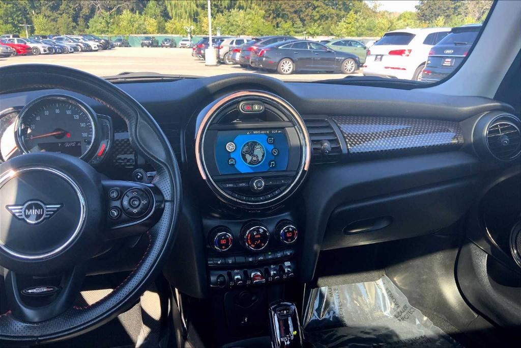 used 2021 MINI Hardtop car, priced at $21,989