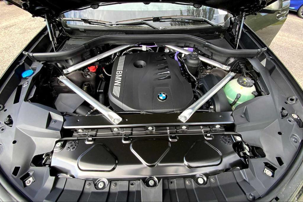 new 2026 BMW X7 car, priced at $95,205