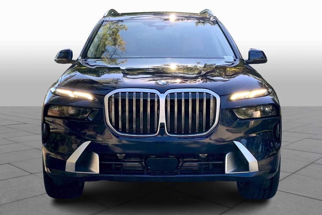 new 2026 BMW X7 car, priced at $93,655