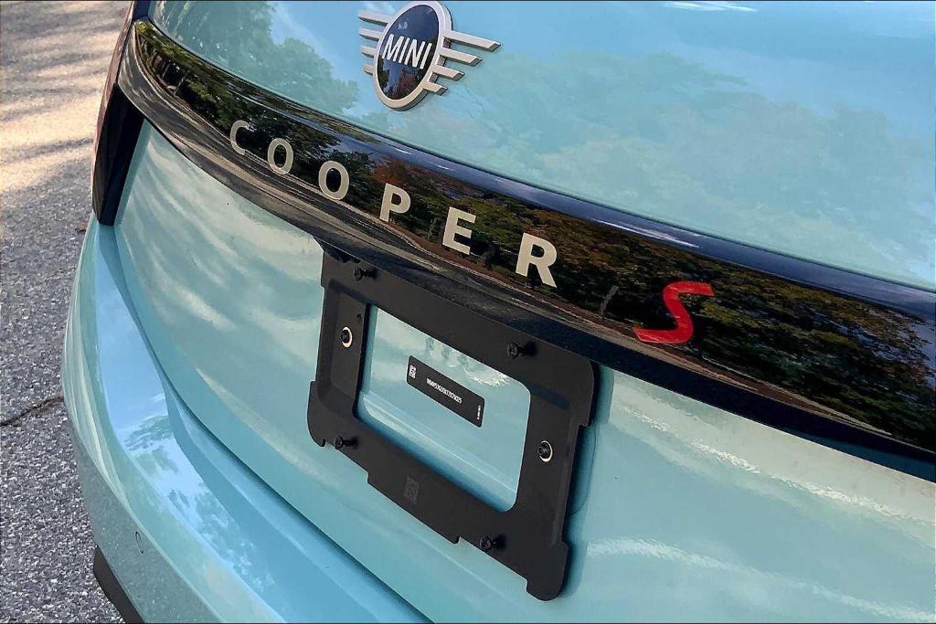 new 2026 MINI Hardtop car, priced at $39,690