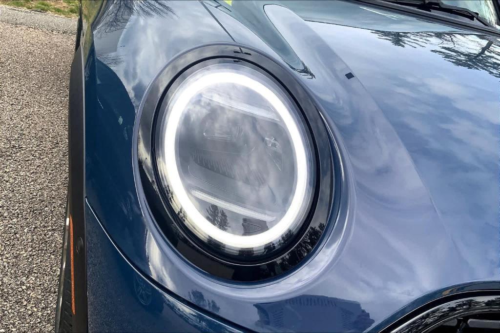 new 2025 MINI Hardtop car, priced at $37,410