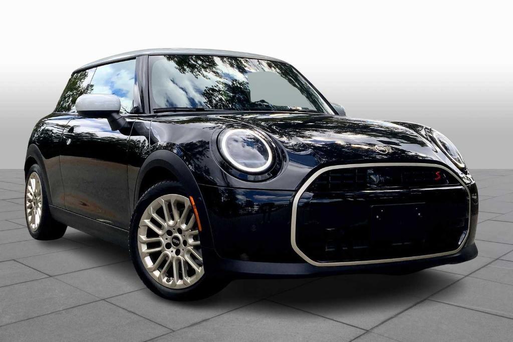 used 2025 MINI Hardtop car, priced at $30,281