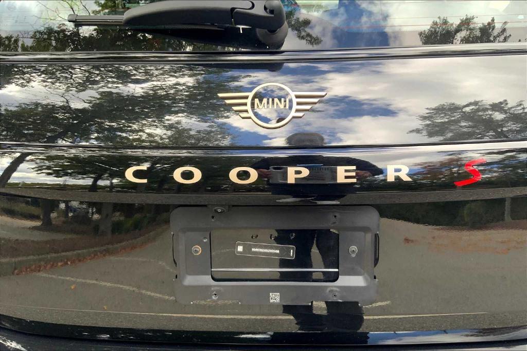 used 2025 MINI Hardtop car, priced at $30,281