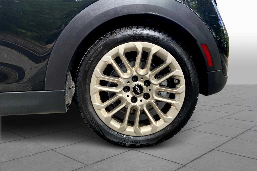 used 2025 MINI Hardtop car, priced at $30,281