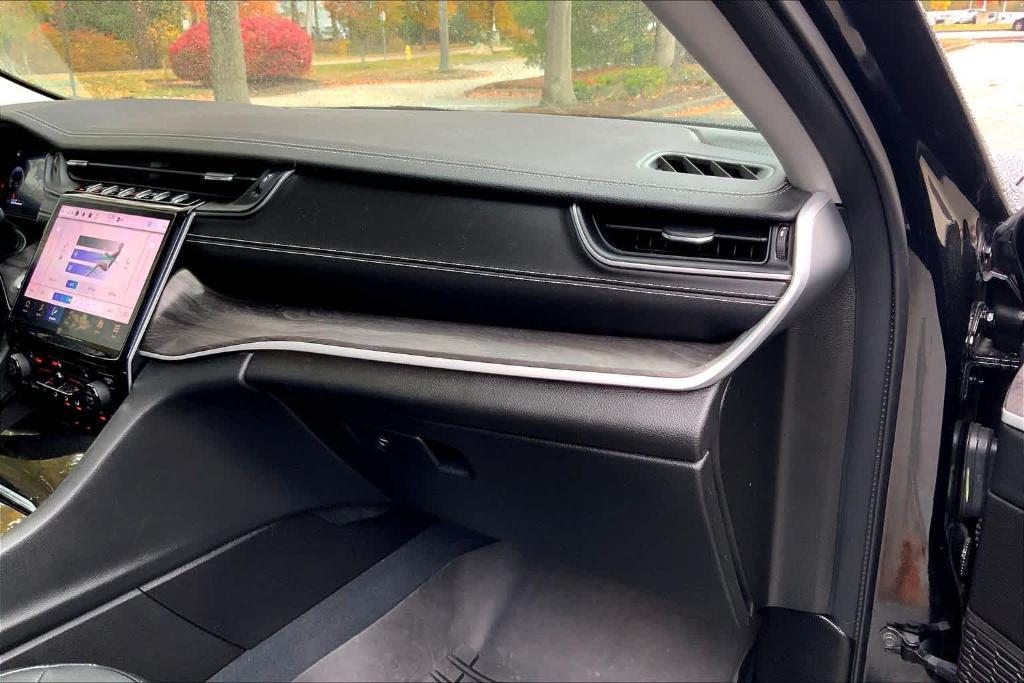 used 2023 Jeep Grand Cherokee car, priced at $27,947