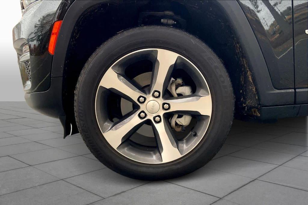 used 2023 Jeep Grand Cherokee car, priced at $27,947