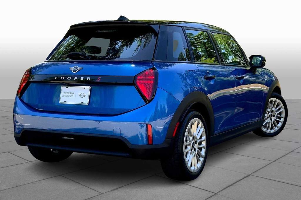 used 2025 MINI Hardtop car, priced at $32,950