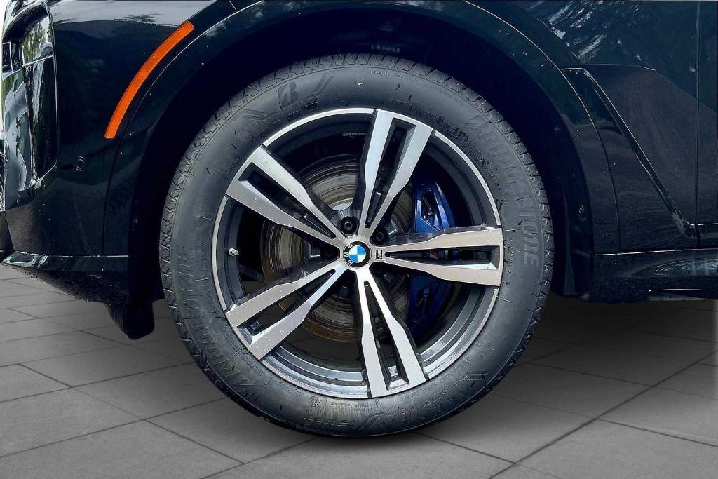 new 2026 BMW X7 car, priced at $119,575