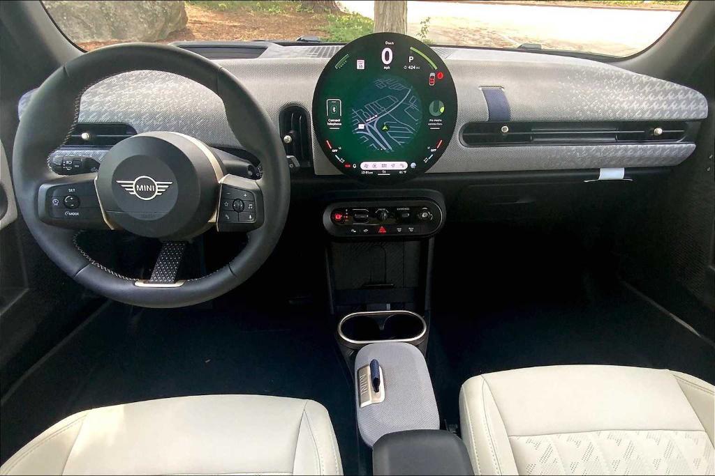 used 2025 MINI Hardtop car, priced at $31,499