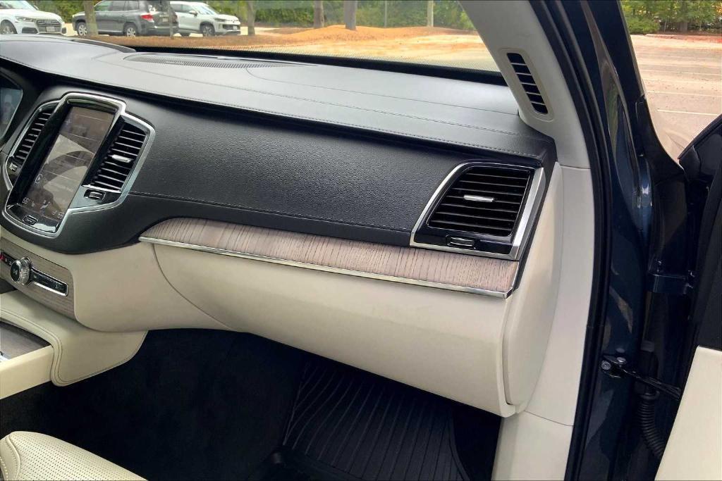 used 2021 Volvo XC90 Recharge Plug-In Hybrid car, priced at $34,481