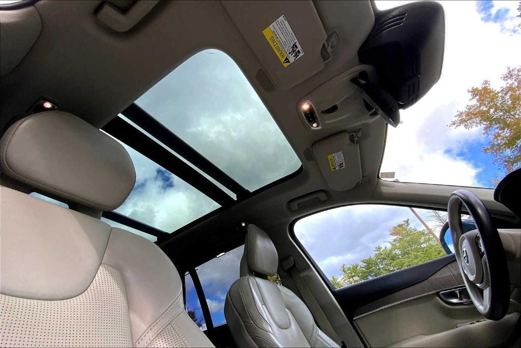 used 2021 Volvo XC90 Recharge Plug-In Hybrid car, priced at $34,481