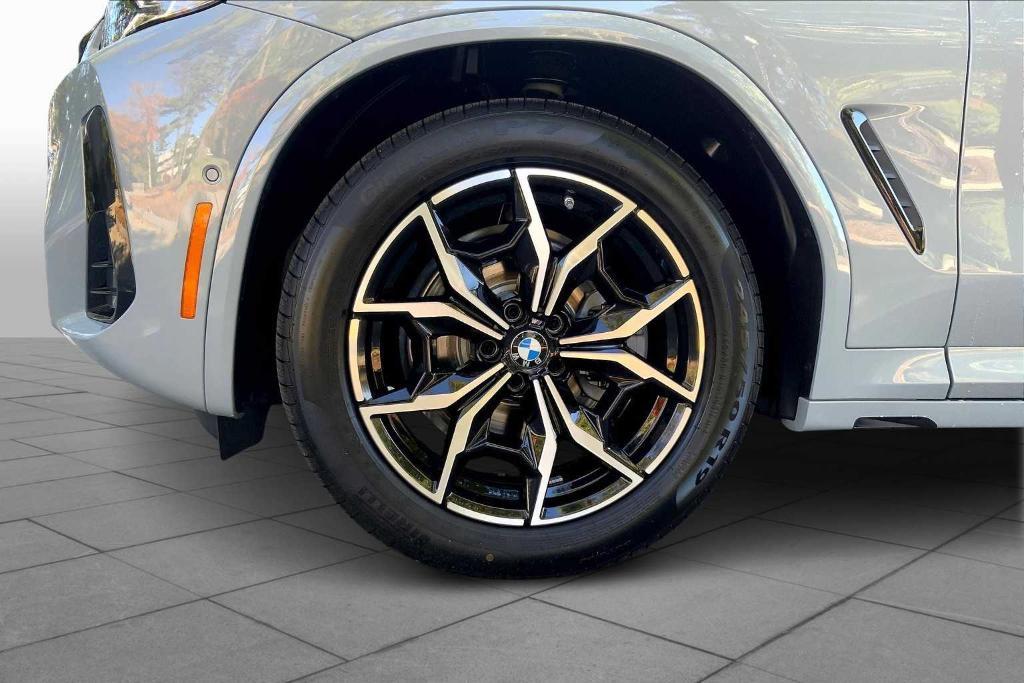new 2025 BMW X4 car, priced at $63,470