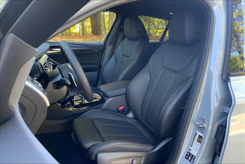 new 2025 BMW X4 car, priced at $63,470