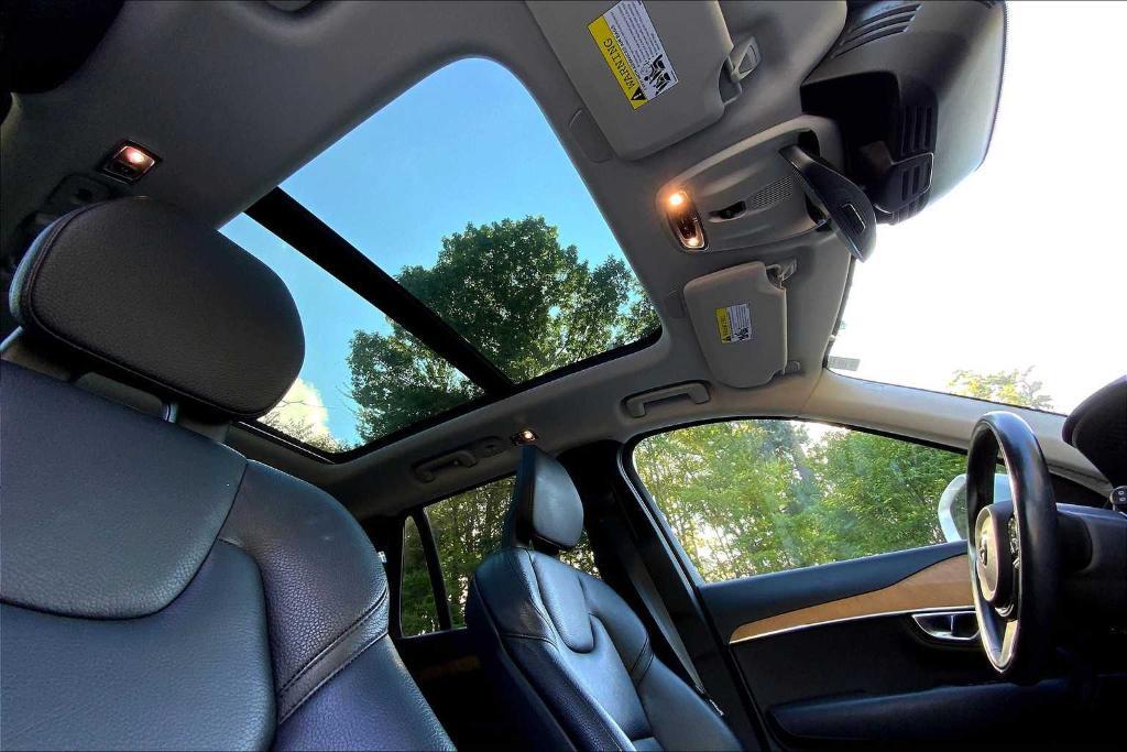used 2022 Volvo XC90 car, priced at $33,463
