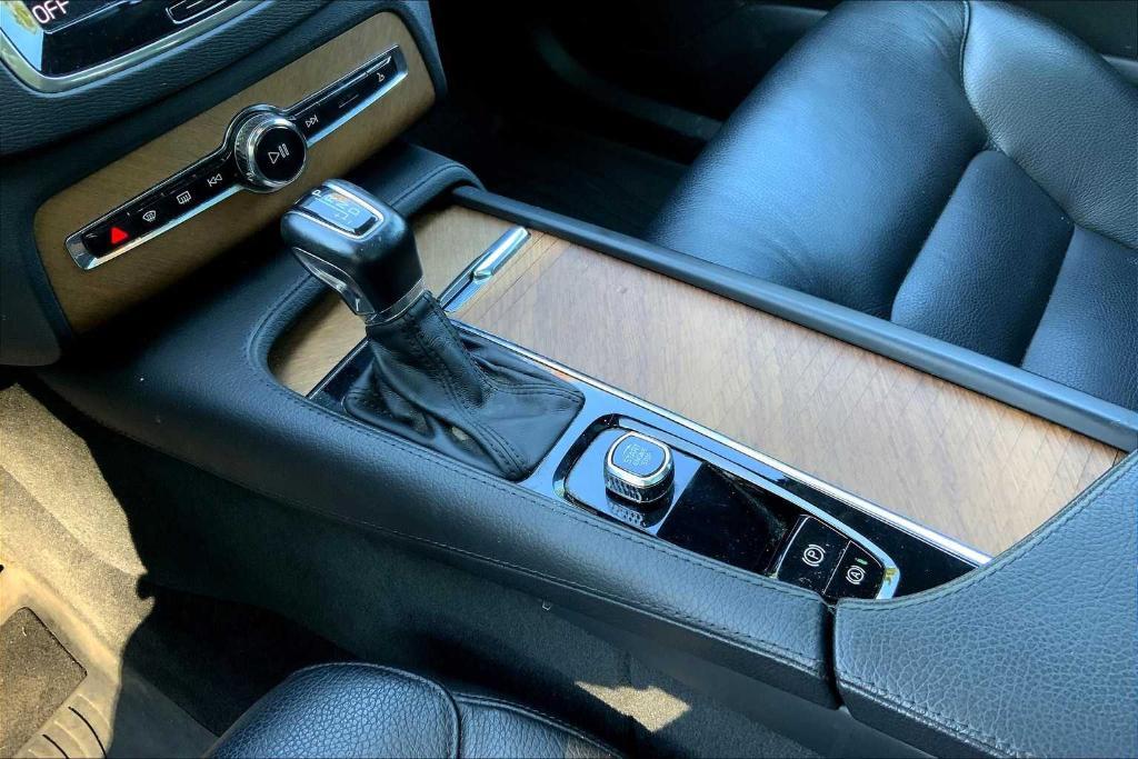 used 2022 Volvo XC90 car, priced at $33,463