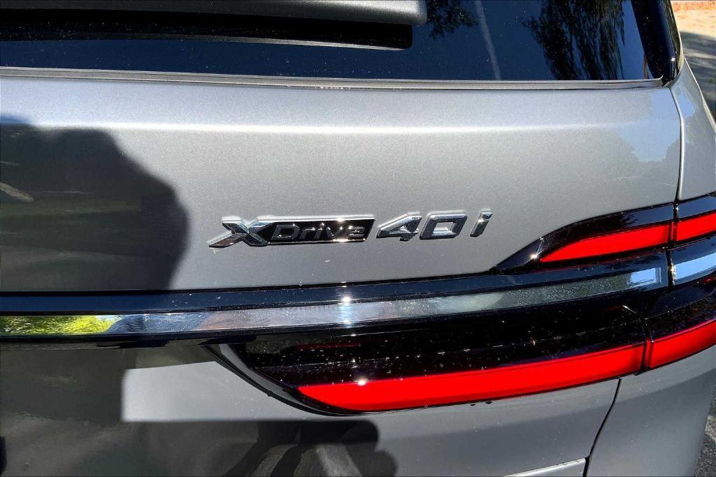 new 2026 BMW X7 car, priced at $92,555