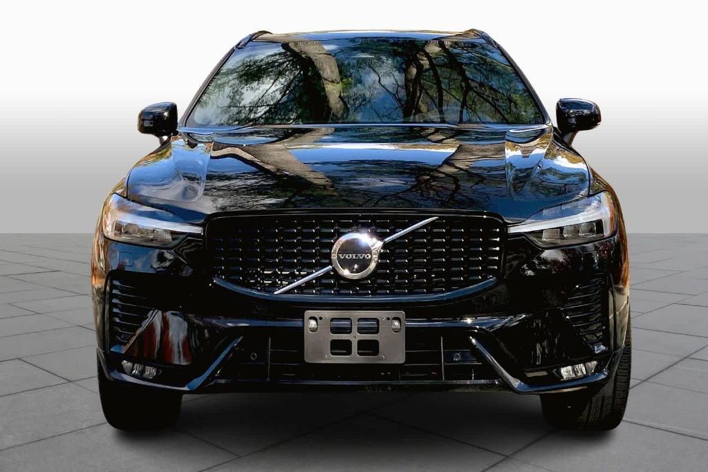 used 2022 Volvo XC60 car, priced at $32,869