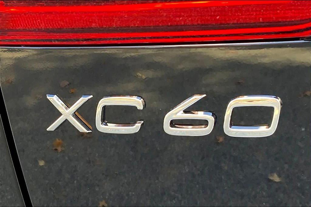used 2022 Volvo XC60 car, priced at $32,869