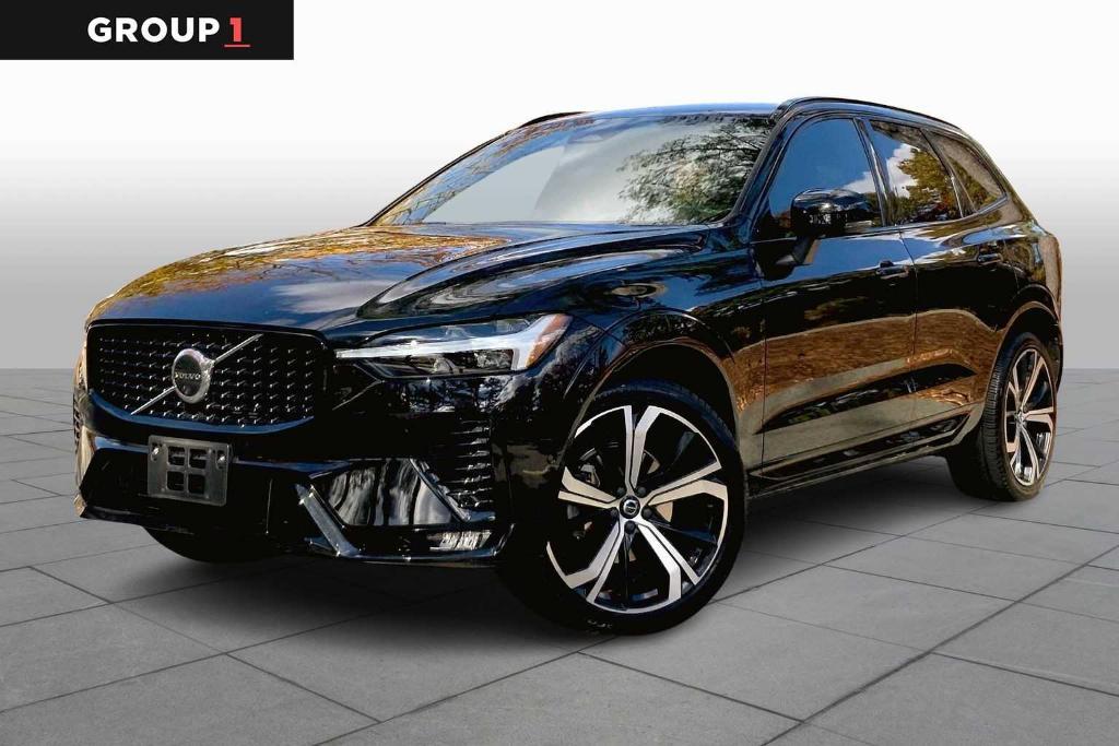 used 2022 Volvo XC60 car, priced at $32,869