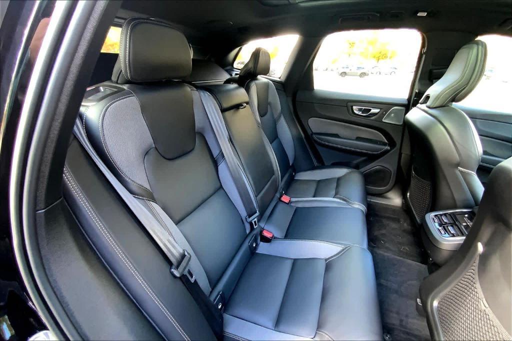 used 2022 Volvo XC60 car, priced at $32,869