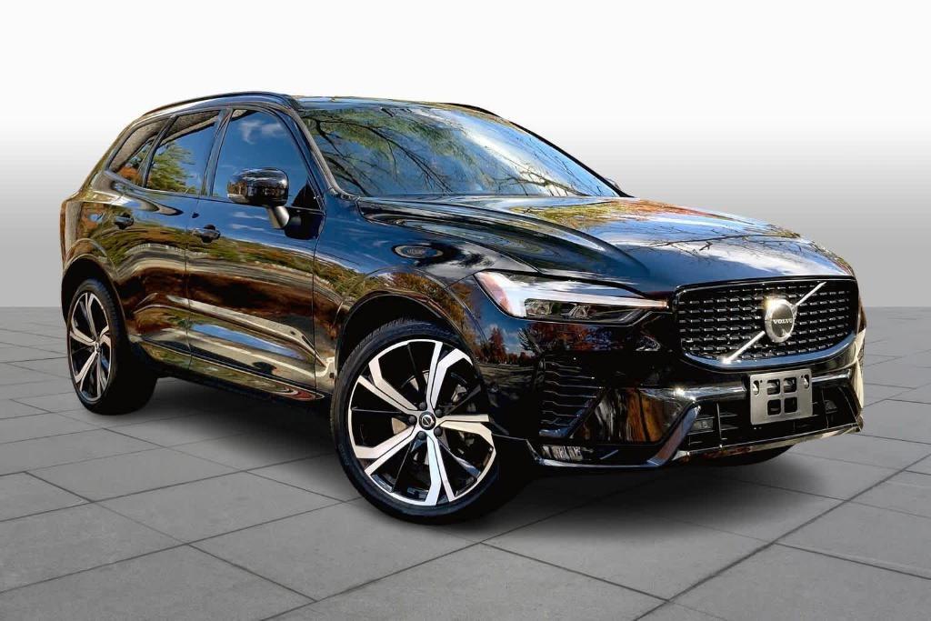used 2022 Volvo XC60 car, priced at $32,869