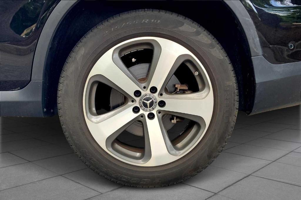 used 2021 Mercedes-Benz GLC 300 car, priced at $35,995