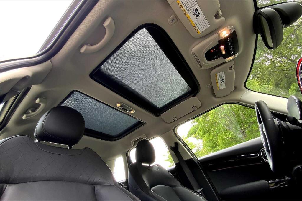 used 2023 MINI Hardtop car, priced at $27,441