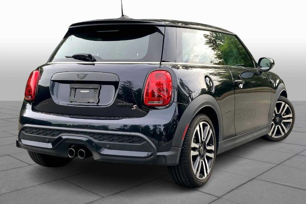 used 2023 MINI Hardtop car, priced at $25,670