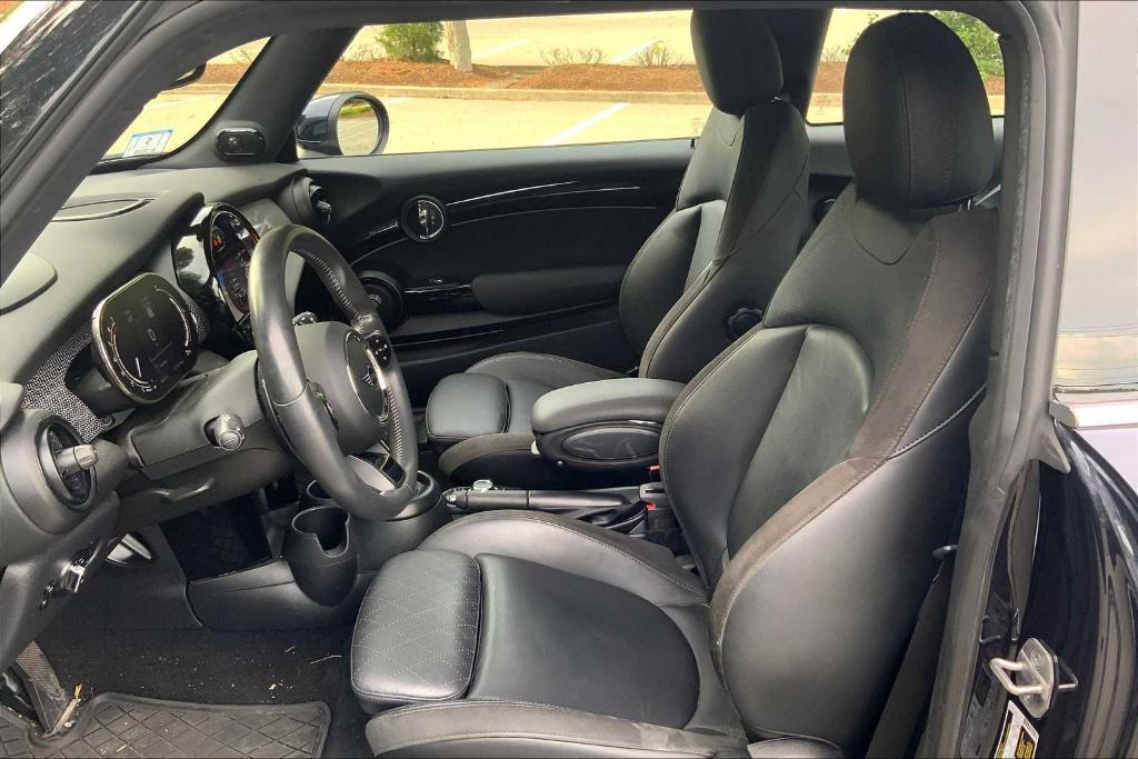 used 2023 MINI Hardtop car, priced at $25,670