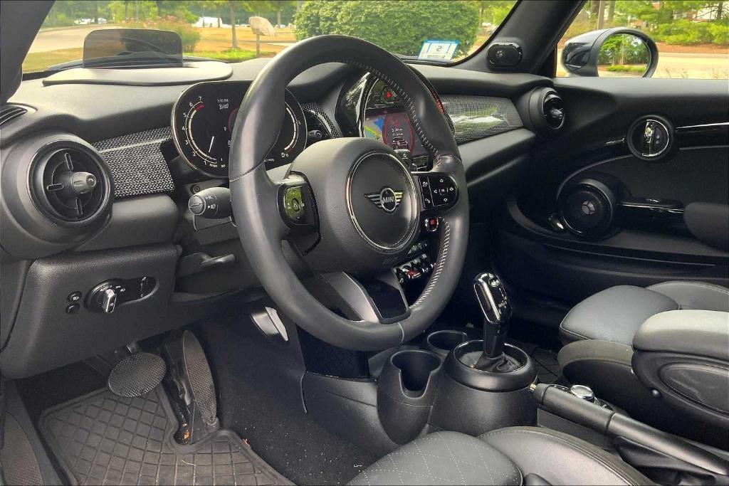 used 2023 MINI Hardtop car, priced at $25,670