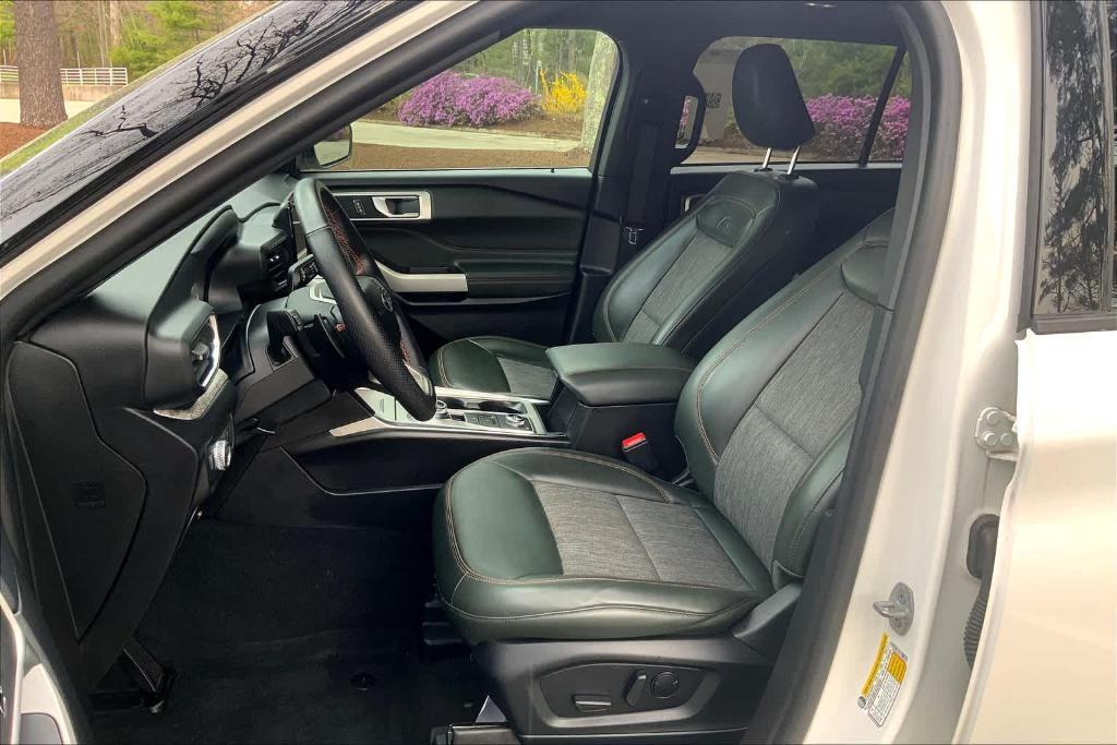 used 2022 Ford Explorer car, priced at $33,613
