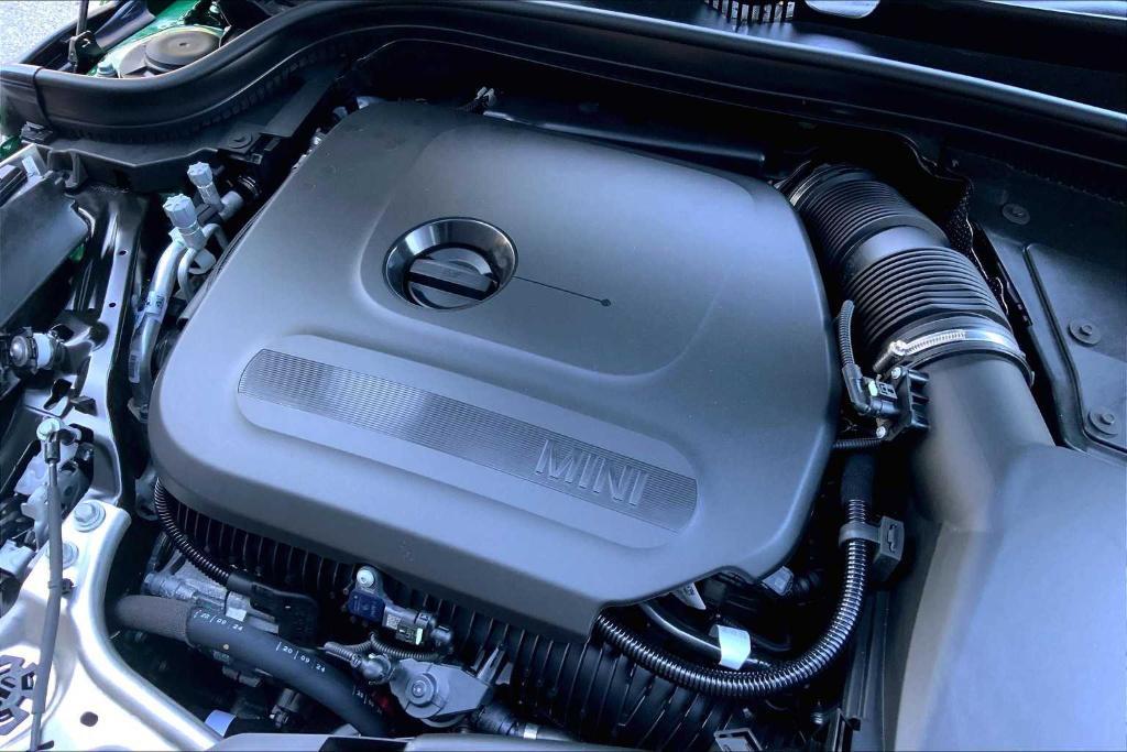 new 2025 MINI Hardtop car, priced at $38,600