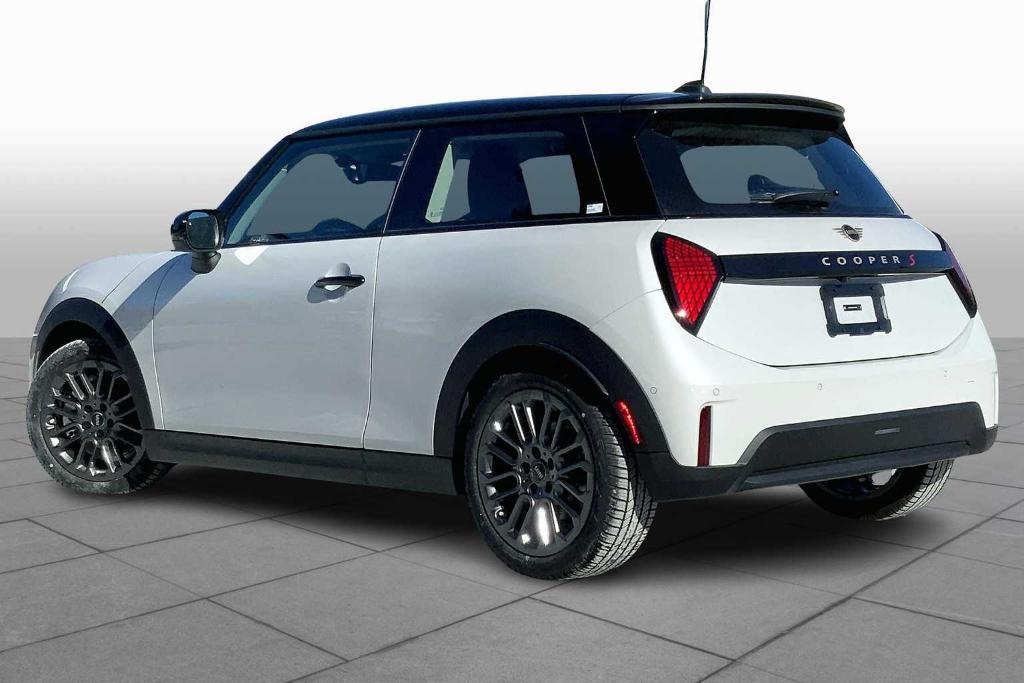 new 2025 MINI Hardtop car, priced at $35,765