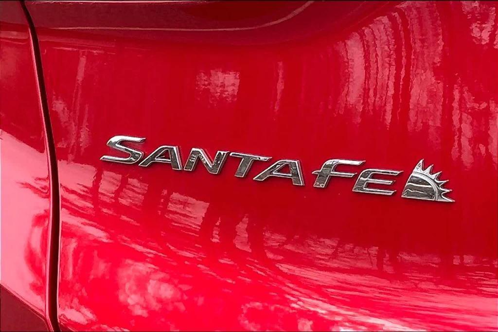 used 2022 Hyundai Santa Fe car, priced at $24,583