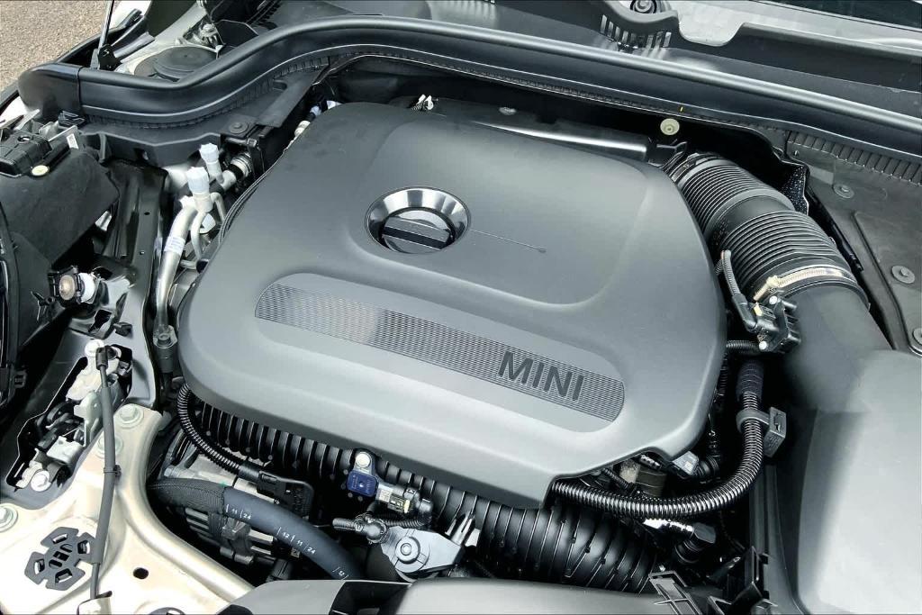 new 2025 MINI Hardtop car
