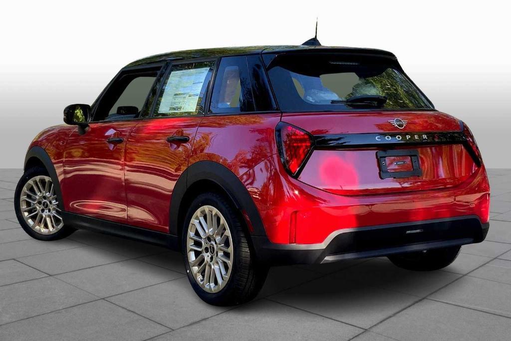 new 2025 MINI Hardtop car, priced at $37,780