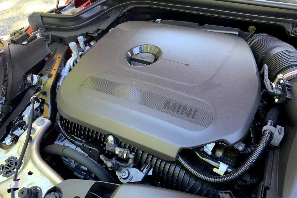 new 2025 MINI Hardtop car, priced at $37,780