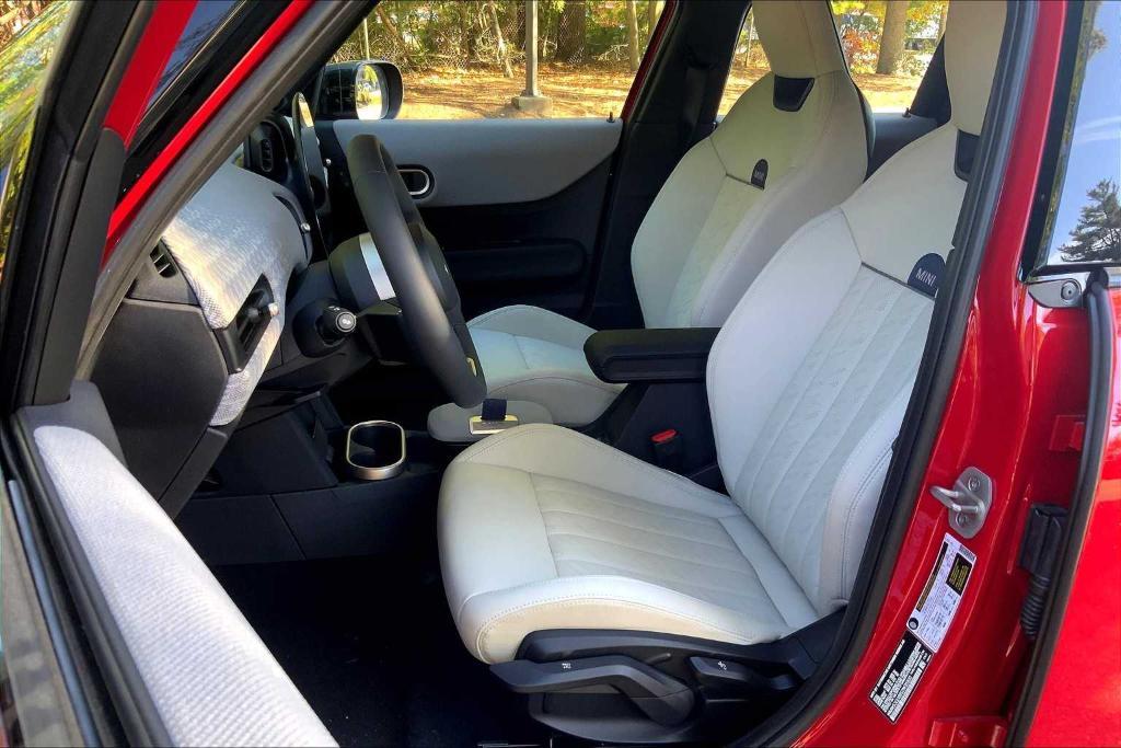 new 2025 MINI Hardtop car, priced at $37,780