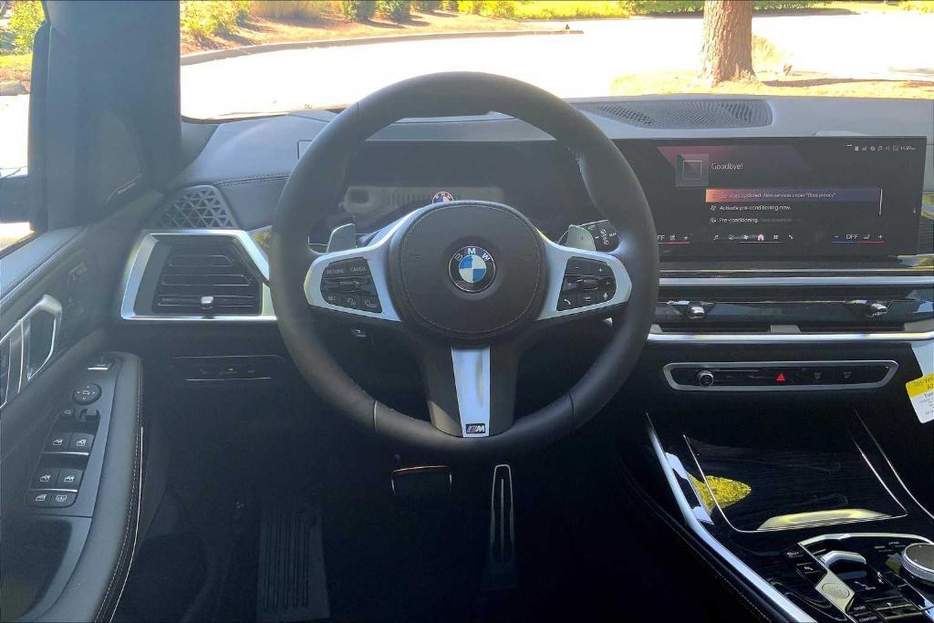 new 2026 BMW X7 car, priced at $99,305