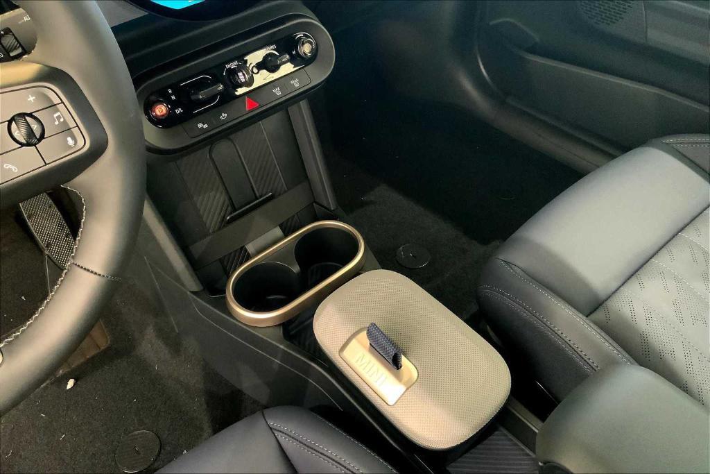 new 2025 MINI Hardtop car, priced at $37,110