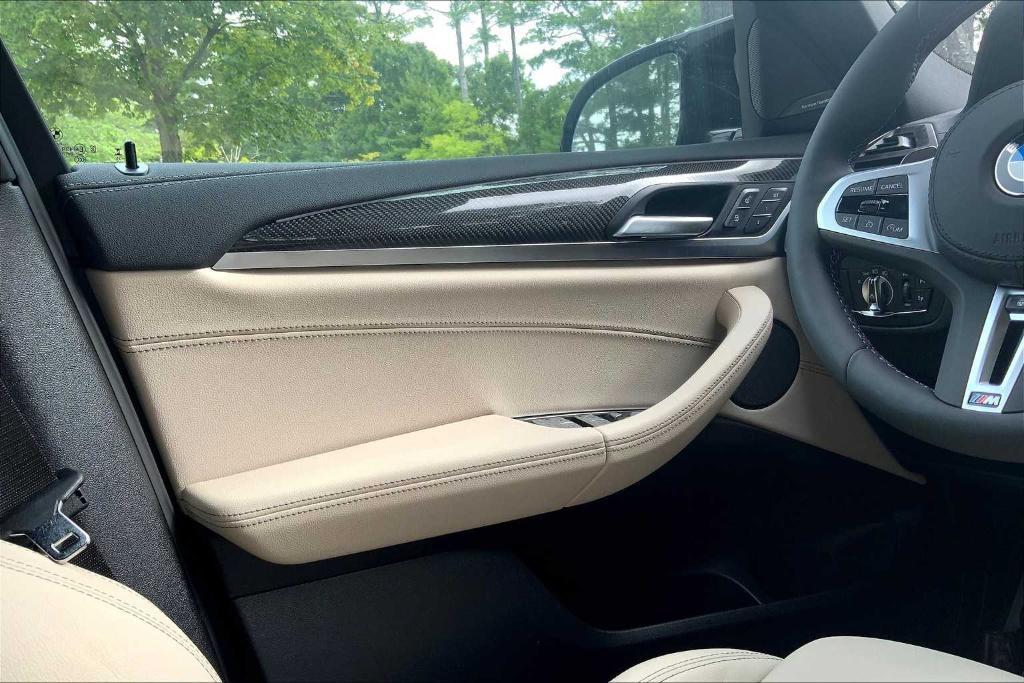 new 2025 BMW X4 car, priced at $75,270
