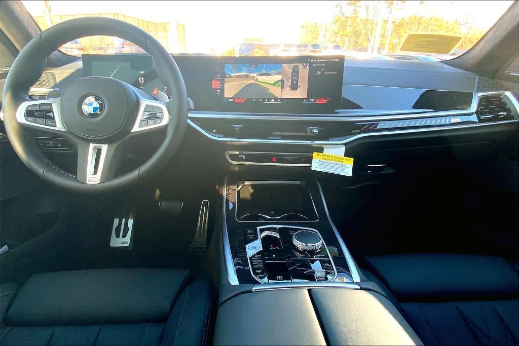 new 2025 BMW X7 car, priced at $114,235