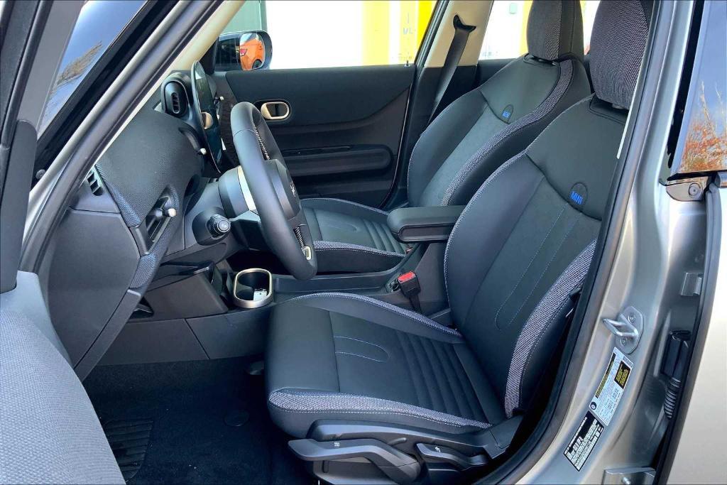 new 2025 MINI Hardtop car, priced at $36,900