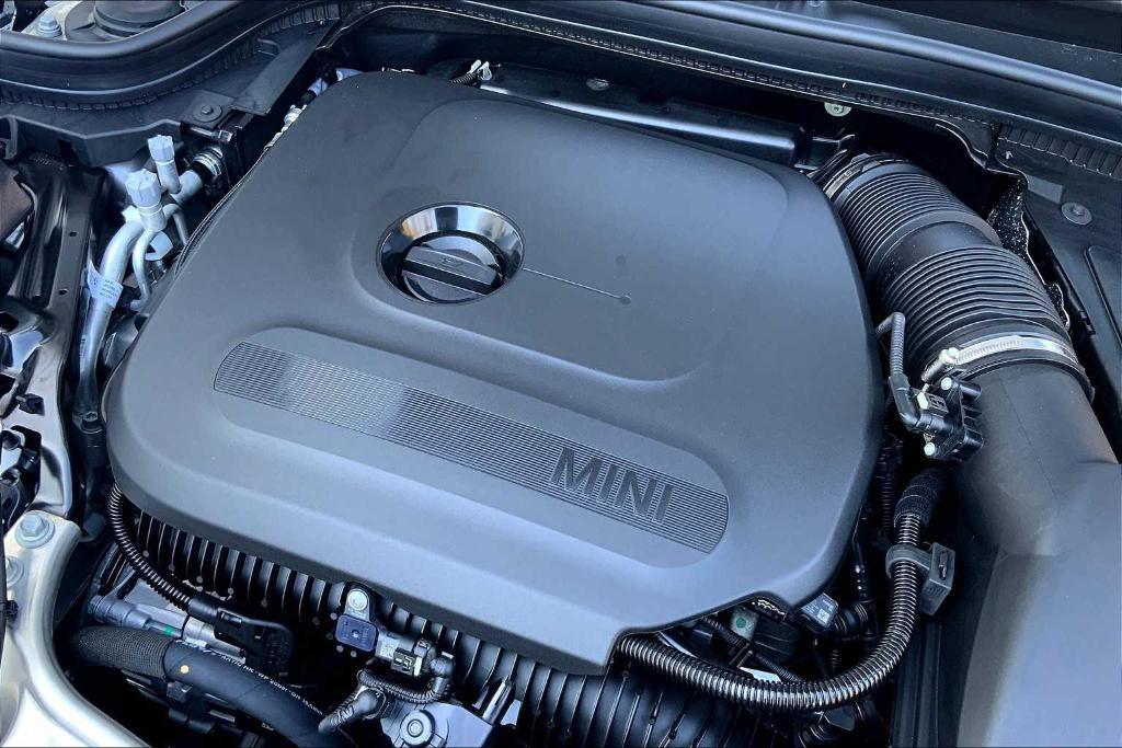 new 2025 MINI Hardtop car, priced at $36,900