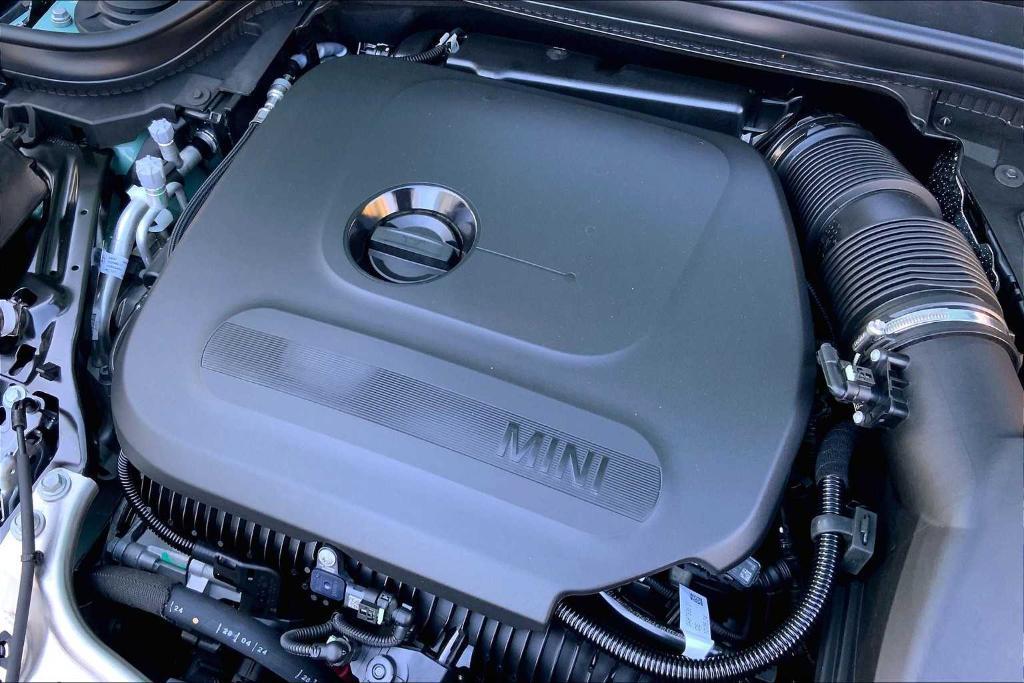 new 2025 MINI Hardtop car, priced at $38,795