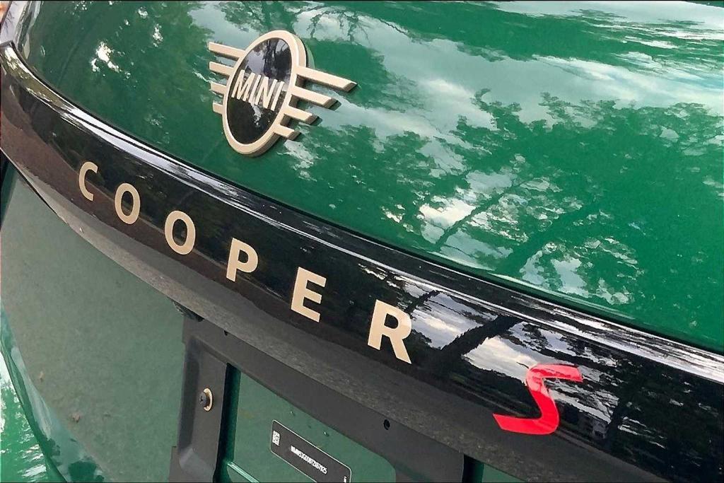 new 2026 MINI Hardtop car, priced at $39,940