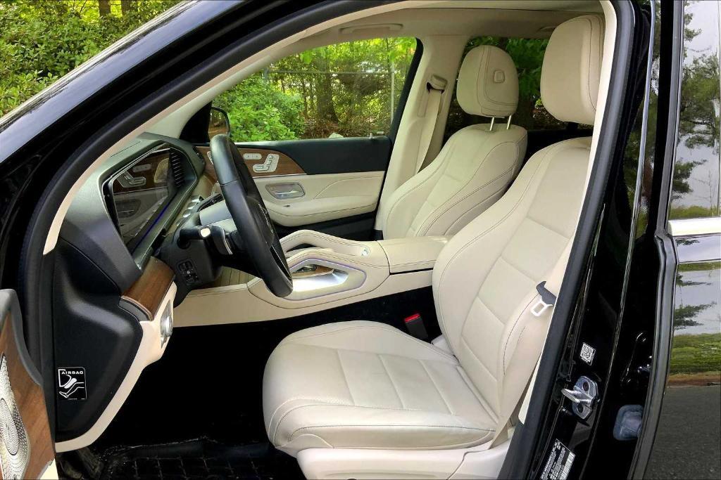 used 2024 Mercedes-Benz GLE 350 car, priced at $55,979